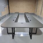 میز کنفرانس U شکل پایه فلزی با صفحه MDF